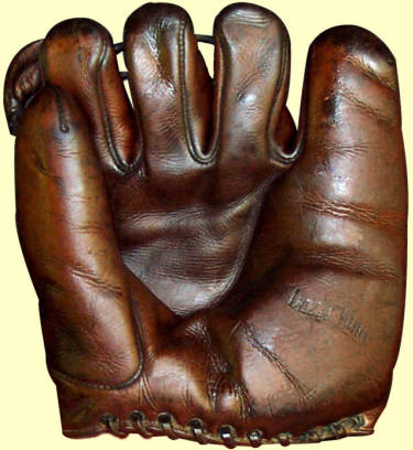 1930s Ken-Wel 560 Pro Dazzy VanceDouble-Laced Finger Design Baseball Glove